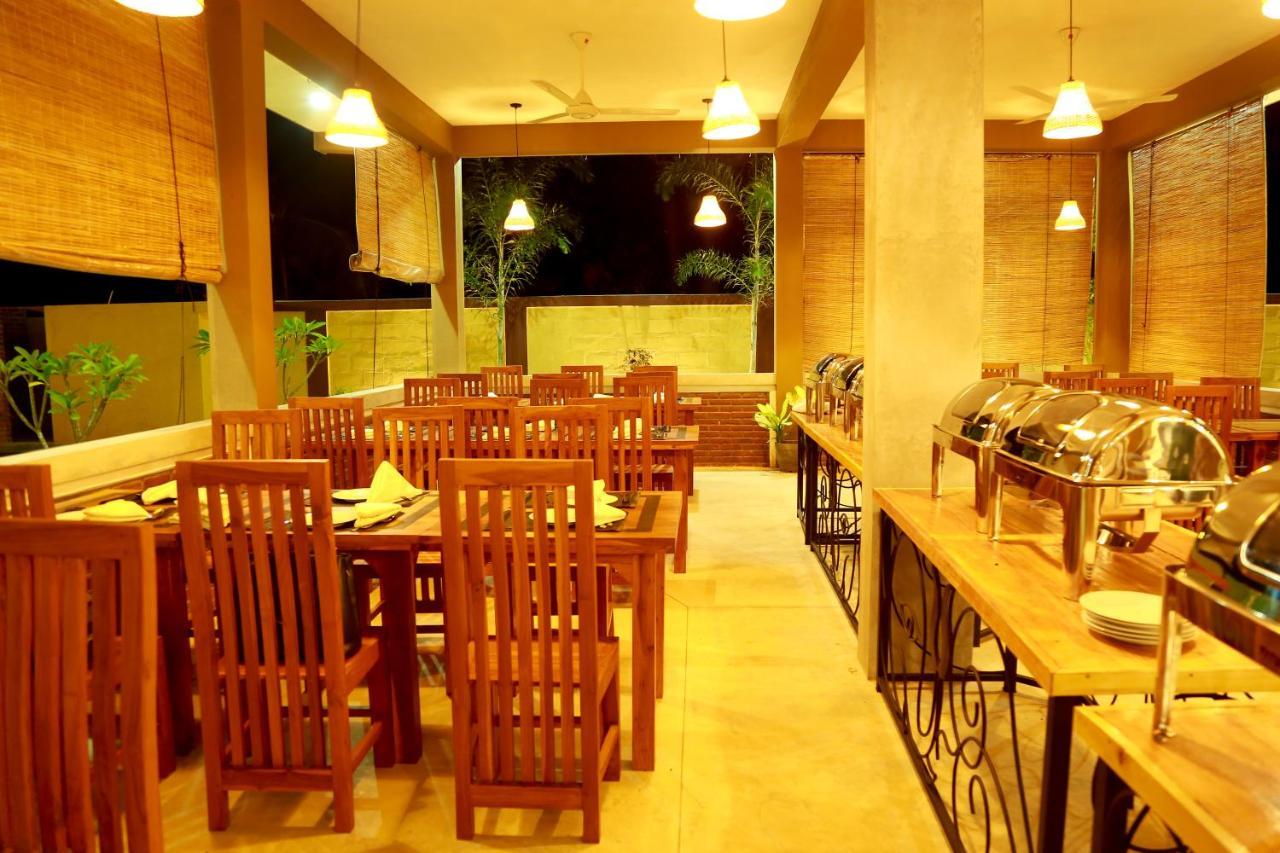 Ali Weta Safari Resort Udawalawe Bagian luar foto