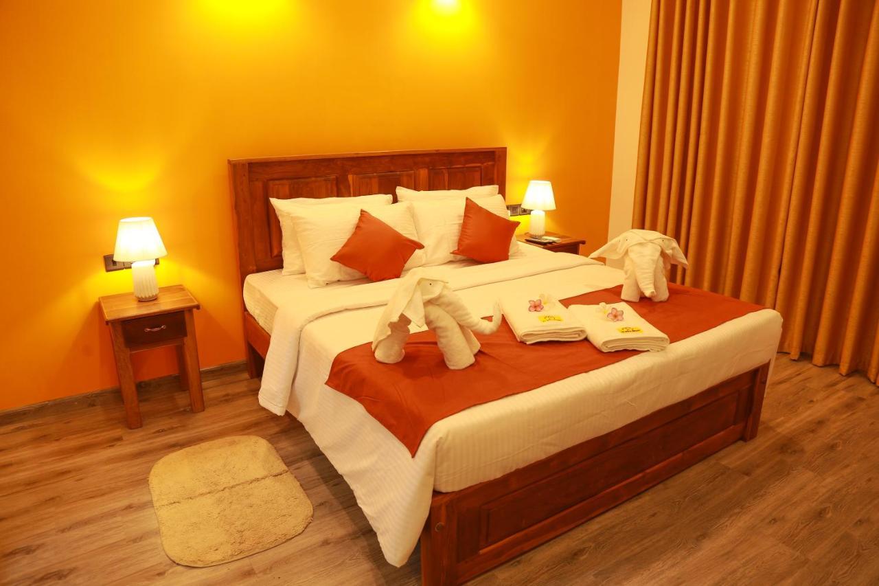 Ali Weta Safari Resort Udawalawe Bagian luar foto
