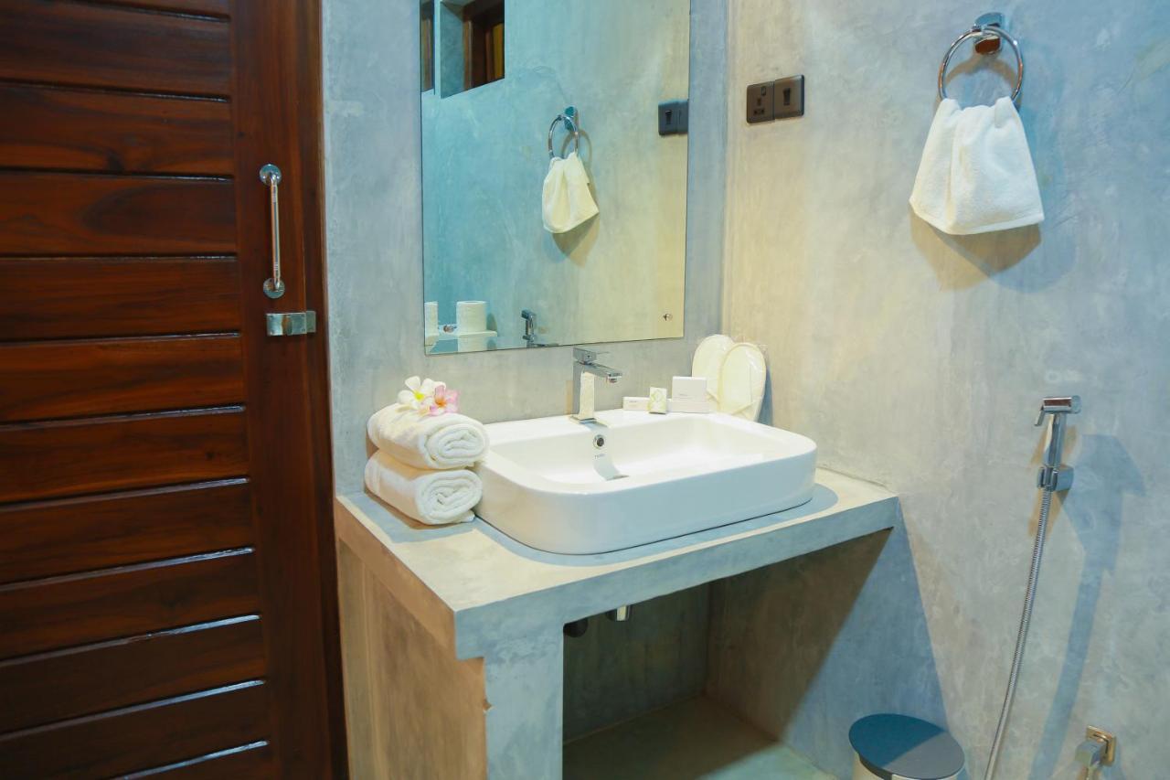Ali Weta Safari Resort Udawalawe Bagian luar foto