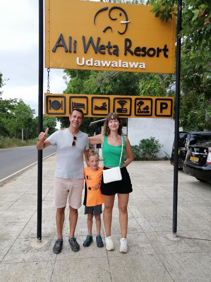 Ali Weta Safari Resort Udawalawe Bagian luar foto