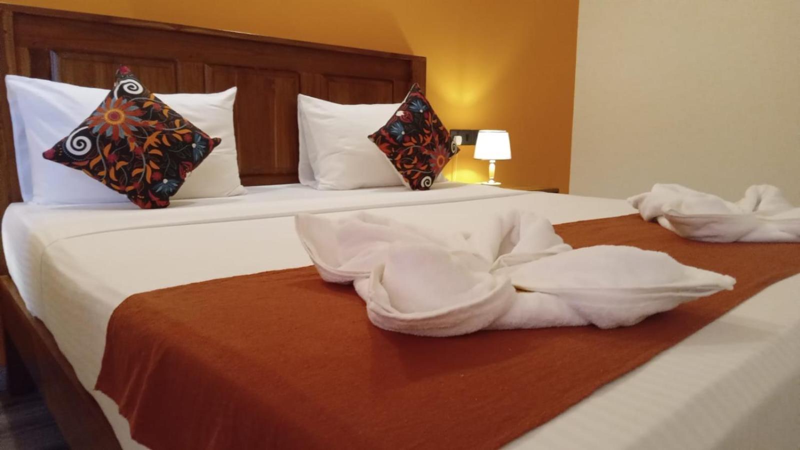 Ali Weta Safari Resort Udawalawe Bagian luar foto